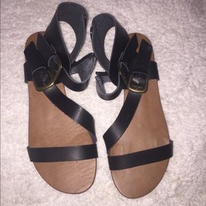 Black strappy sandals